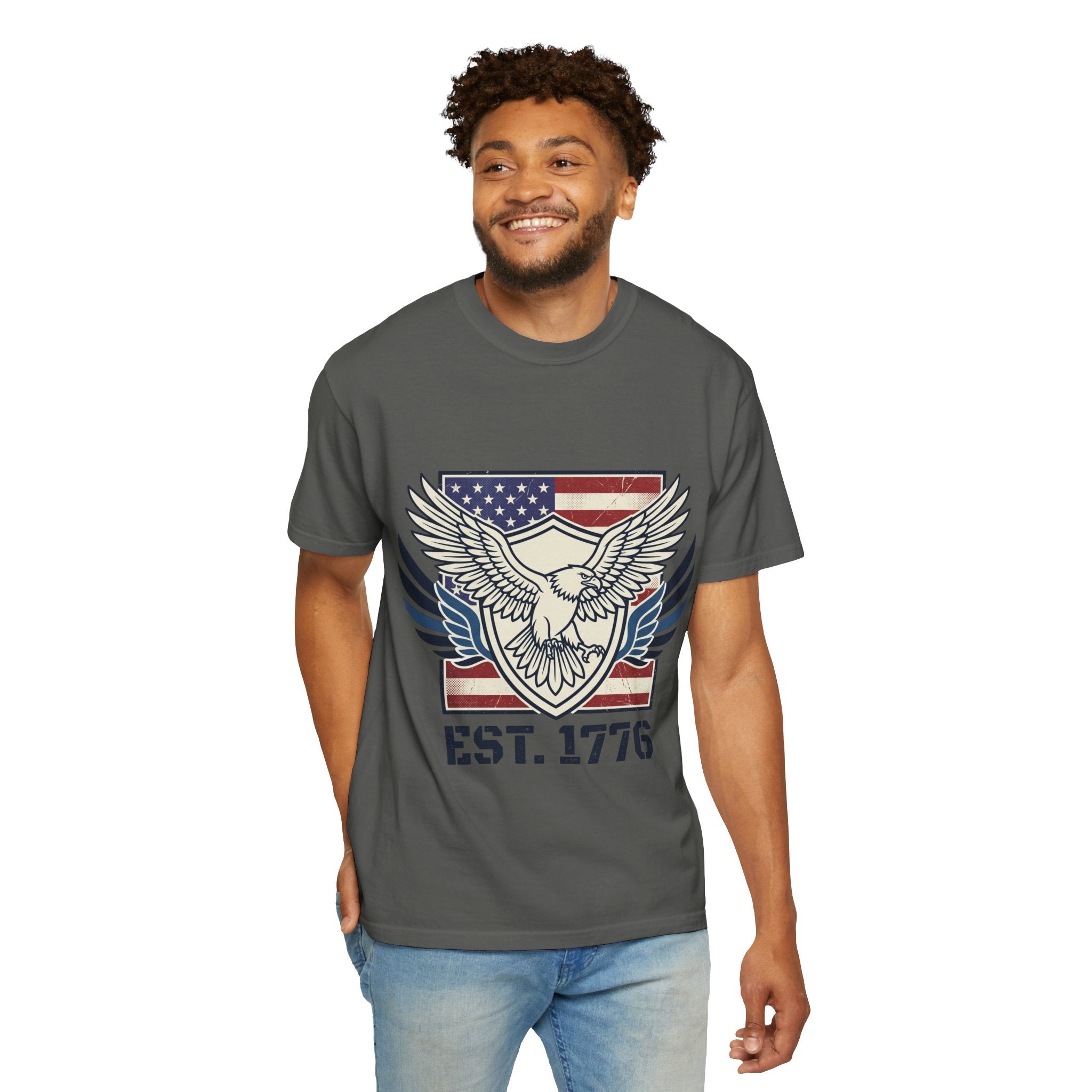 Patriotic Eagle T-Shirt – American Flag "EST. 1776" Vintage Graphic Tee