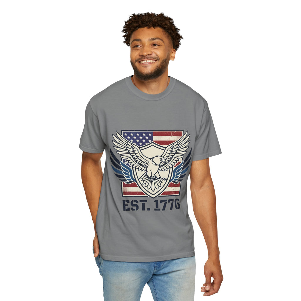 Patriotic Eagle T-Shirt – American Flag "EST. 1776" Vintage Graphic Tee