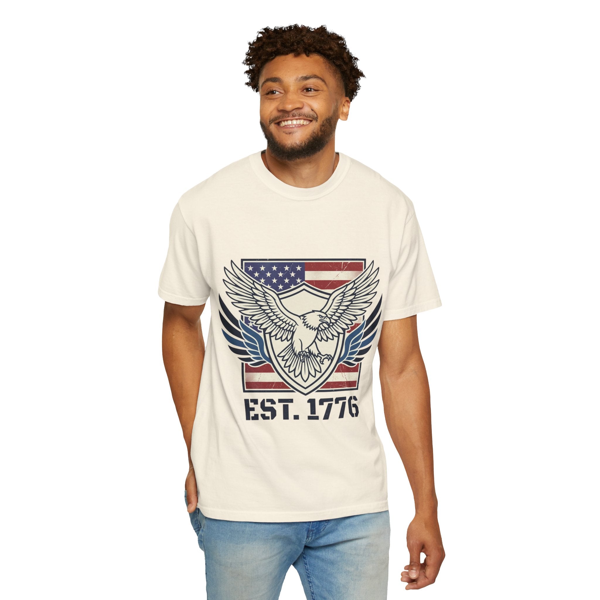 Patriotic Eagle T-Shirt – American Flag "EST. 1776" Vintage Graphic Tee