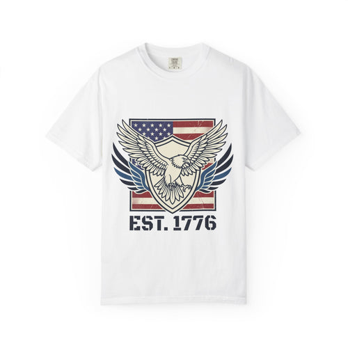 Patriotic Eagle T-Shirt – American Flag "EST. 1776" Vintage Graphic Tee