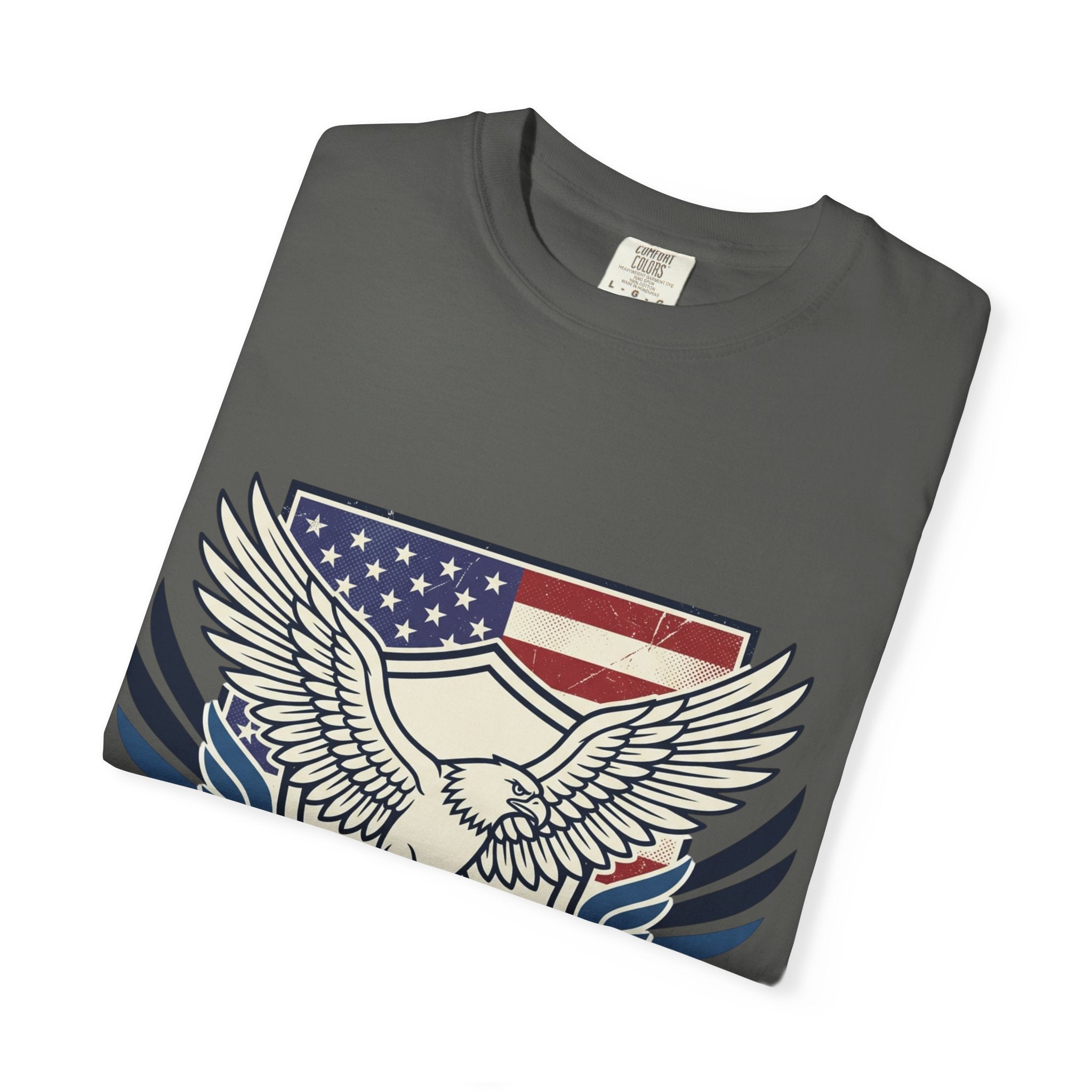 Patriotic Eagle T-Shirt – American Flag "EST. 1776" Vintage Graphic Tee